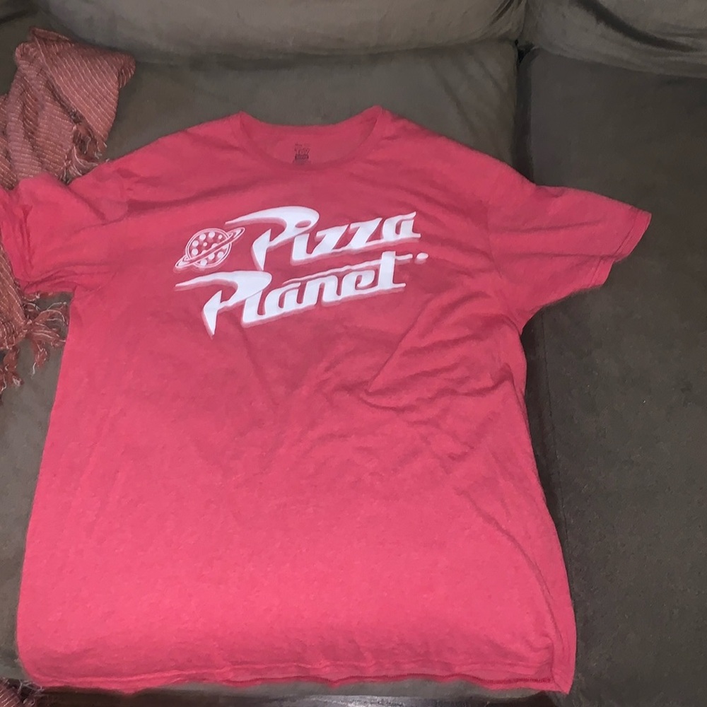 Toy Story Disney pizza planet shirt never worn